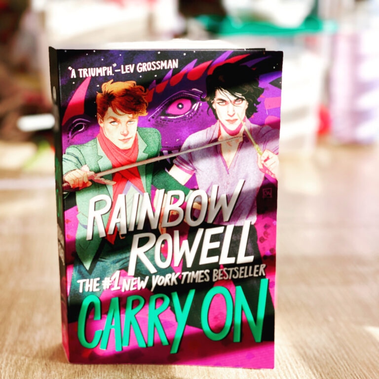 Review Carry On by Rainbow Rowell Scott Neigh